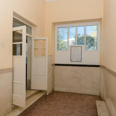 Daire Cozy Center For 2